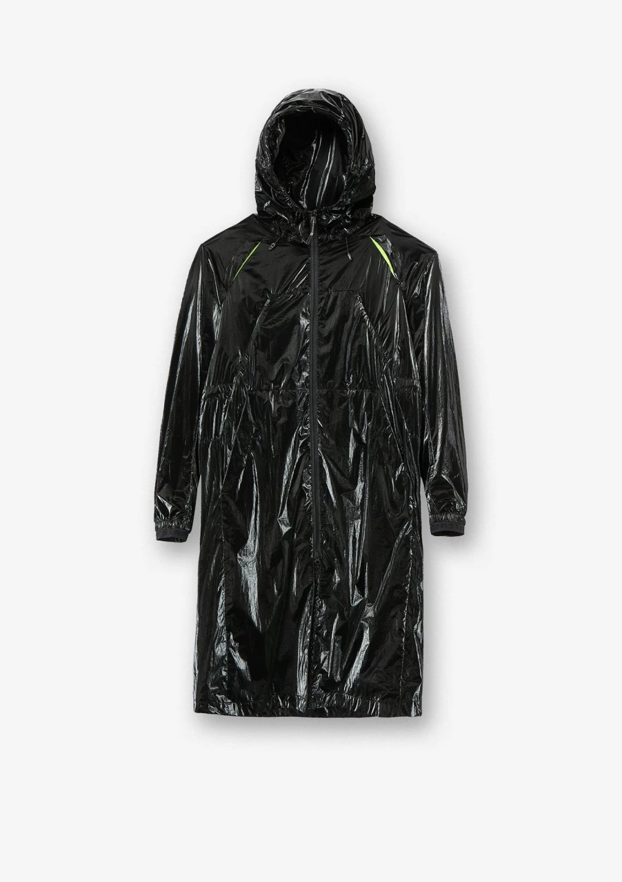 KRAKATAU Men's Lightweight Long Windbreaker Jacket for Outdoor Protection