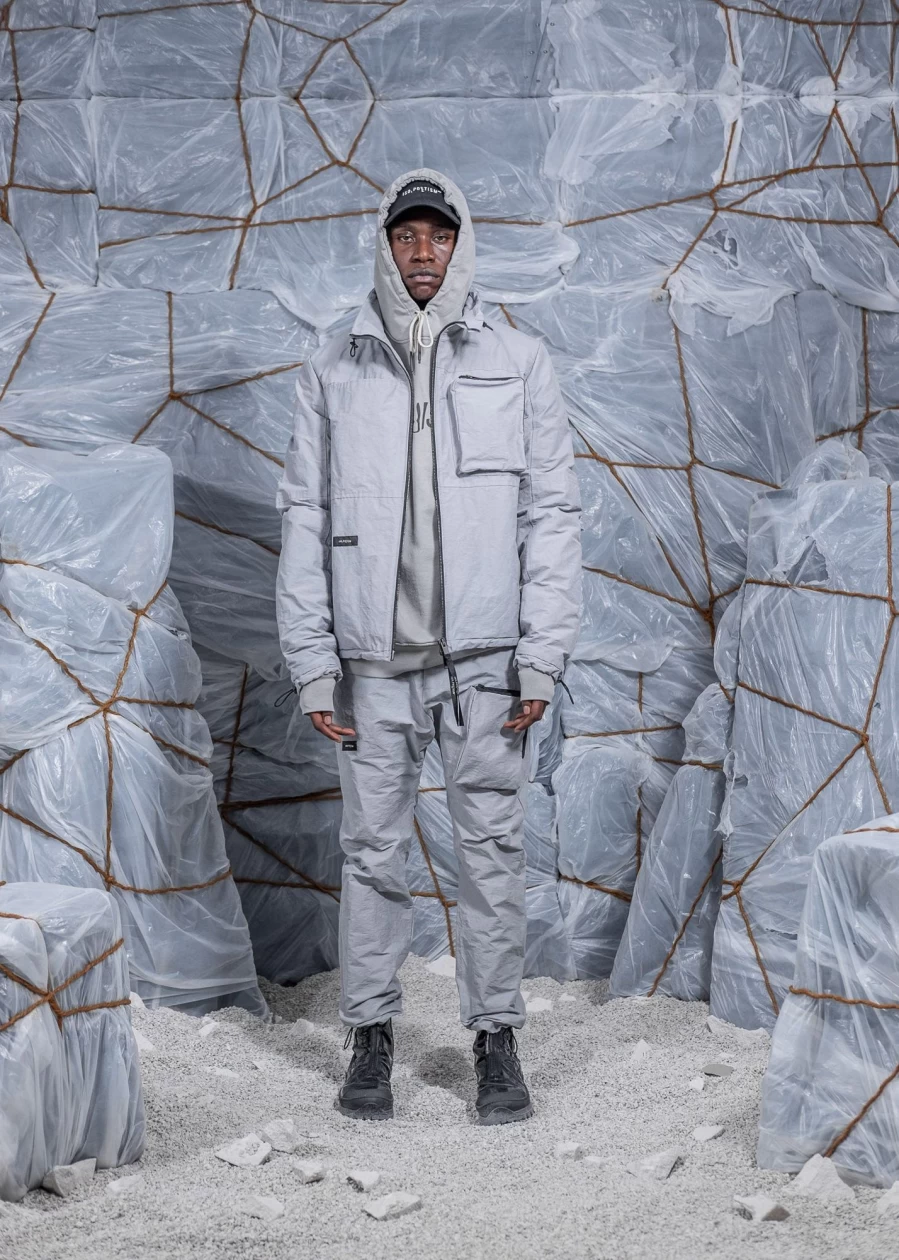 ISO.POETISM Padded Jacket - Stylish Insulated Outerwear for Men & Women